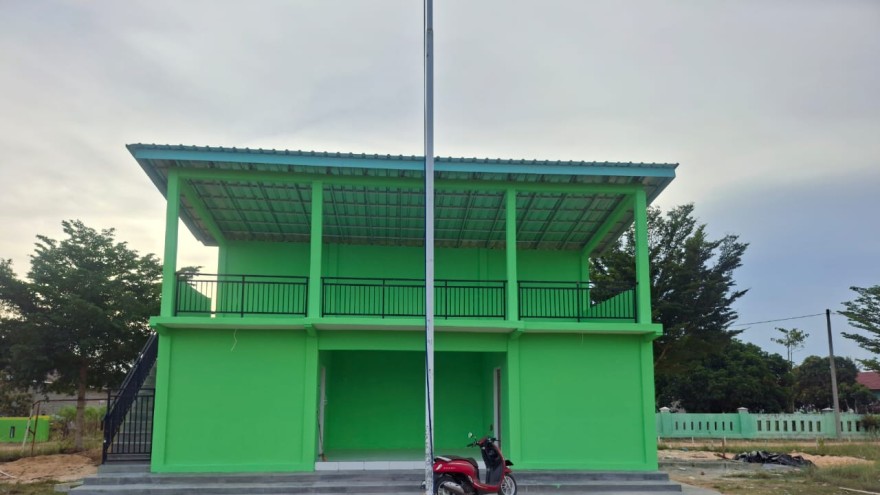 Pembangunan Podium Sepak Bola di Kampung Panca Tunggal Jaya